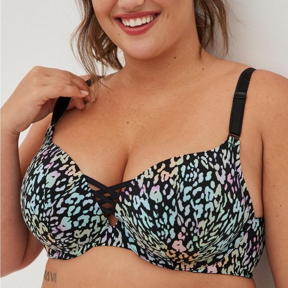 Torrid Animal Print Plunch 360 Smooth Bra - Picture 4 of 15